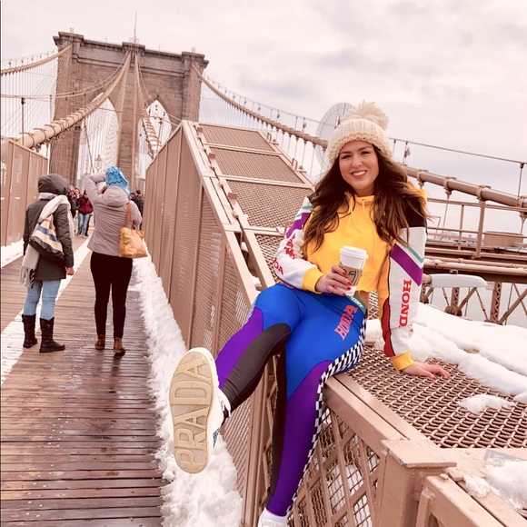 Meet your Posher, Stephanie - Picture 4 of 9